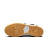 Nike SB Dunk Low Pro "White/Black-White-Gum Light Brown"