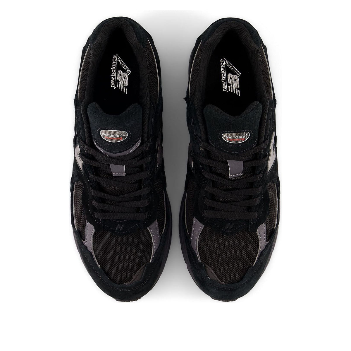 New Balance 2002r Black Magnet GORETEX
