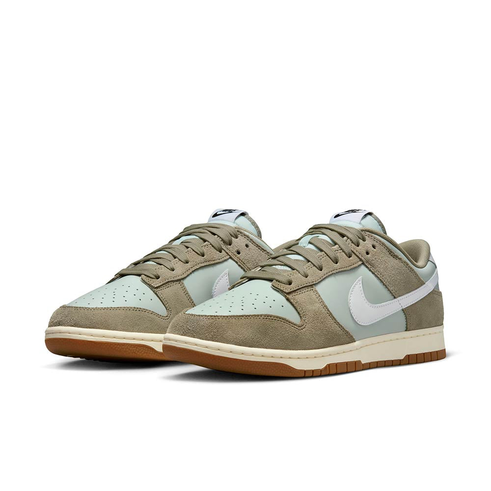 Nike Dunk Low SE "Olive Gum"