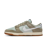 Nike Dunk Low SE "Olive Gum"