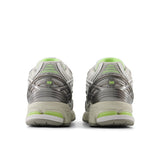 New Balance 1906R Silver Metallic Nightwatch Green