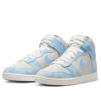 Nike Dunk High SE Clouds Celestine Azul W