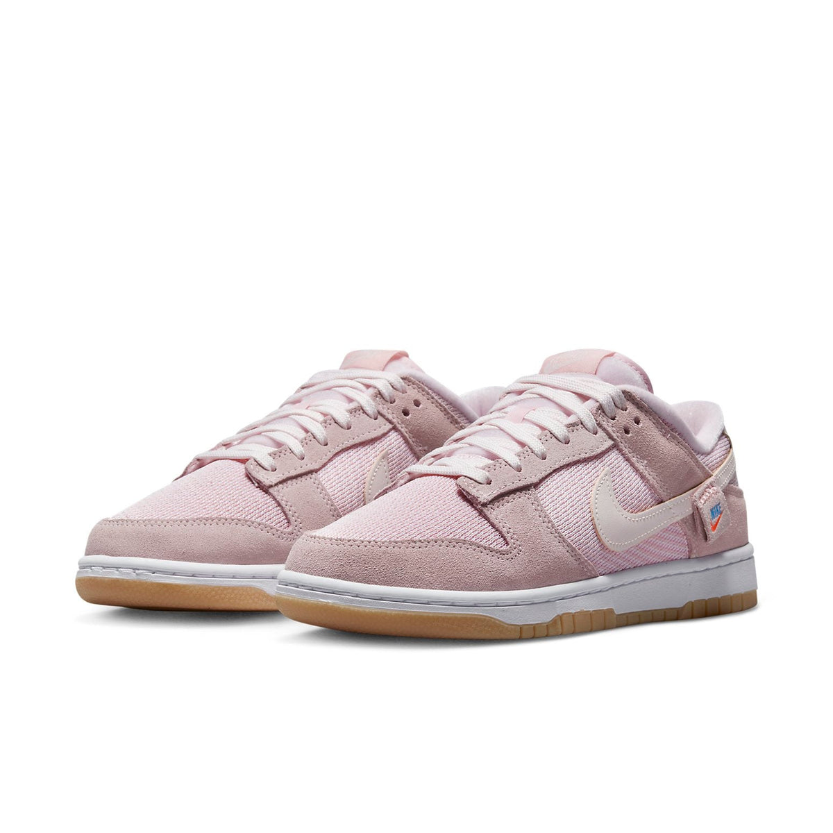 Nike Dunk Low Teddy Bear W