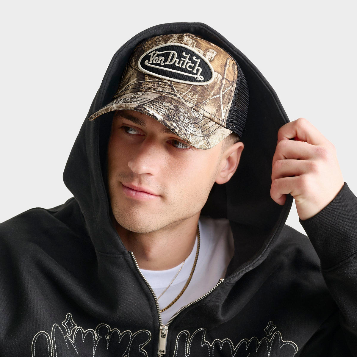 Von Dutch Trucker Cap Real Tree Camo Black