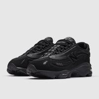 New Balance 1000 Triple Black