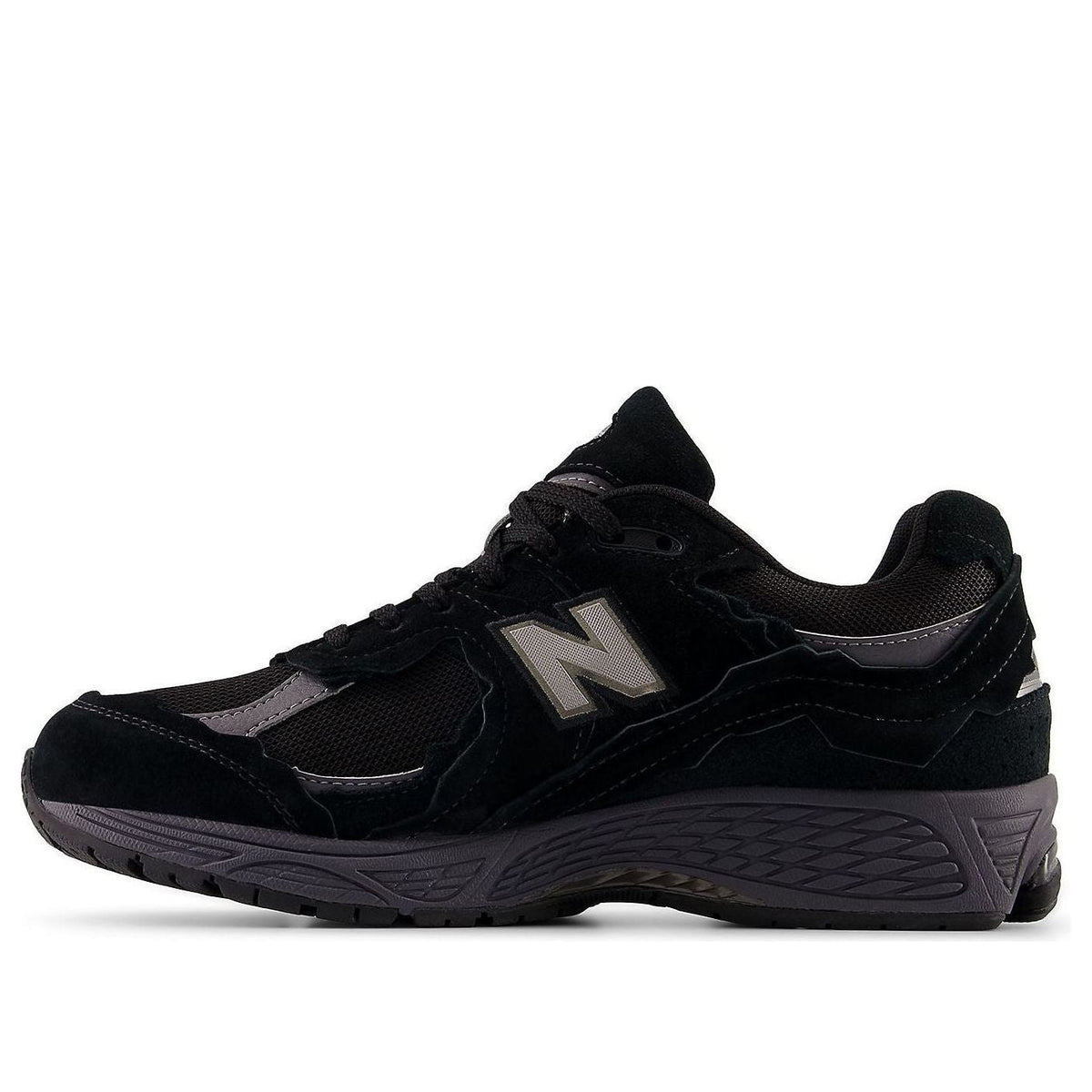 New Balance 2002r Black Magnet GORETEX