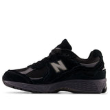 New Balance 2002r Black Magnet GORETEX