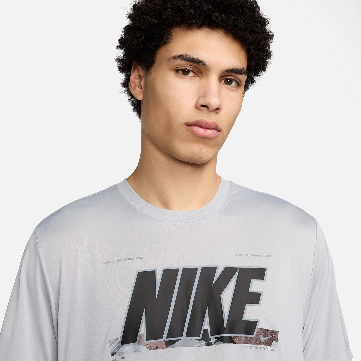 Tee Shirt Nike Grey